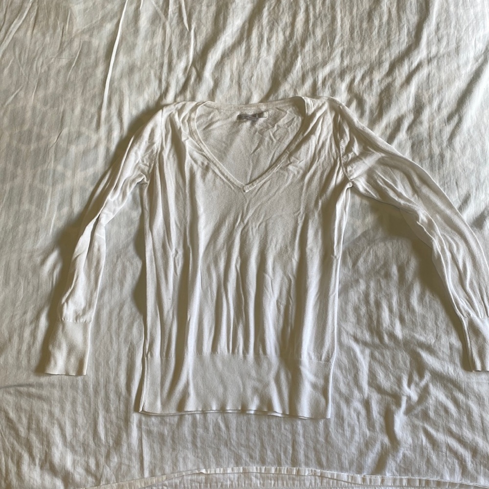 Light sweater for women; old navy size med
